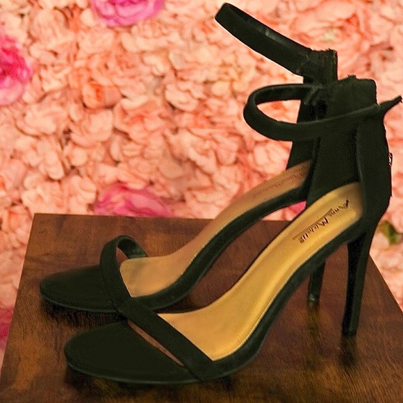 Last pair- High heeled Sandals - Black - Picture 3 of 4